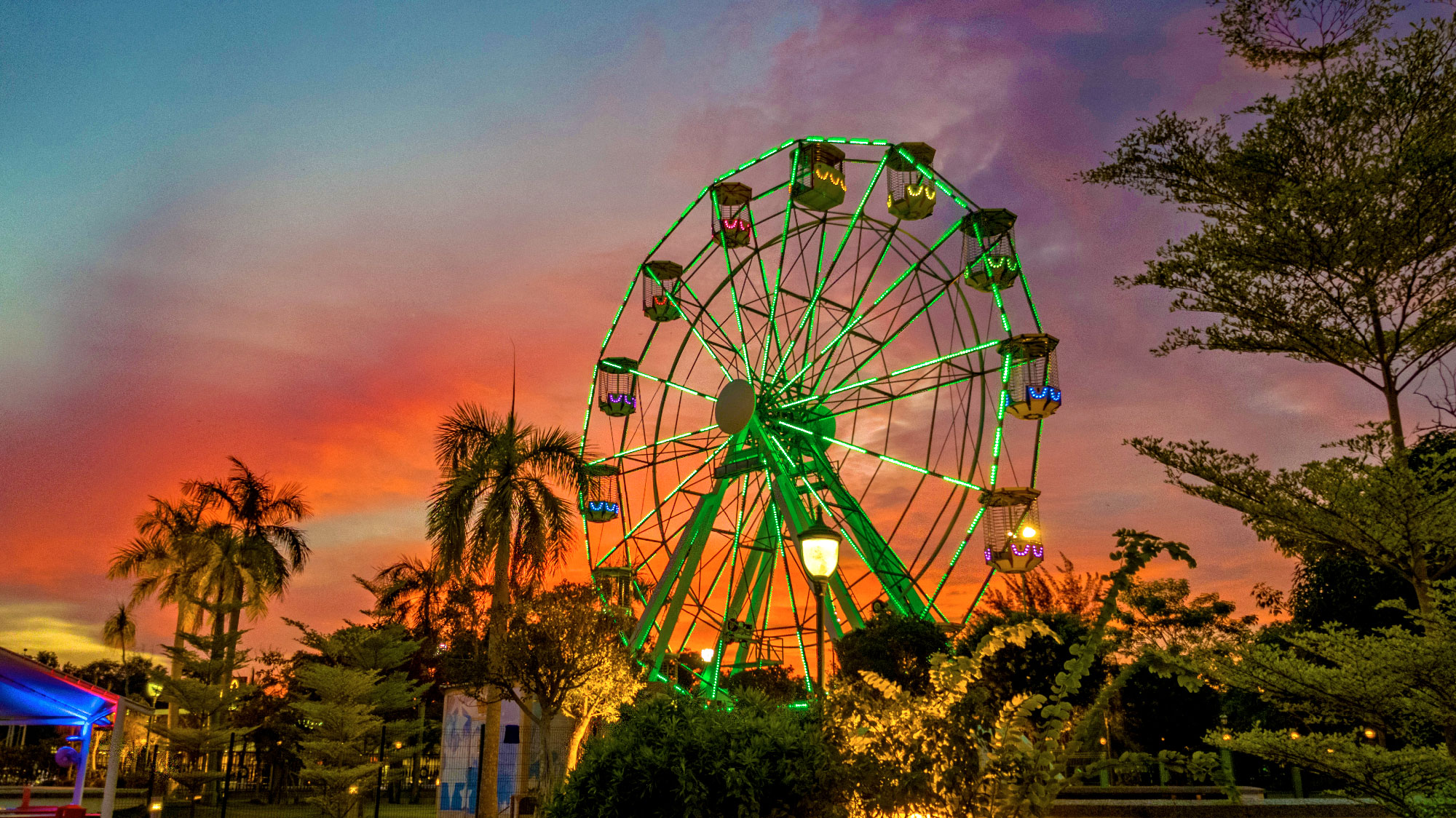 FERRIS-WHEEL-25-brunei-fabbri