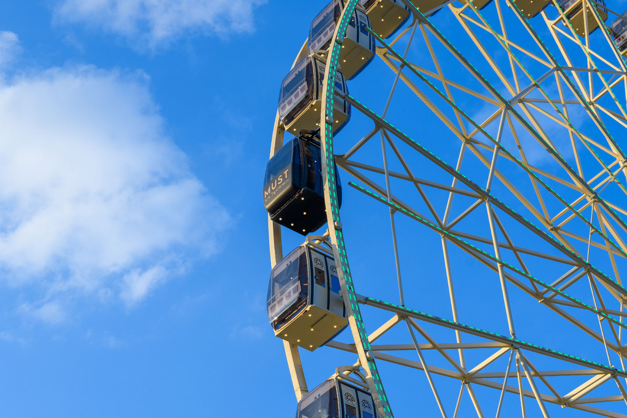 sunset-giant-wheel-VIPcabins-fabbri-giant-wheel