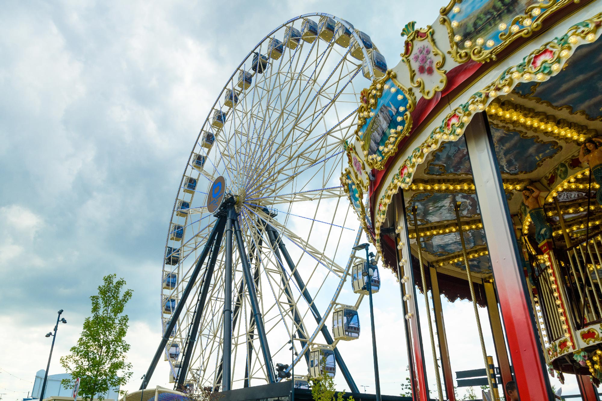 tourist-fun-attraction-park-fabbri-group-giant-wheel55