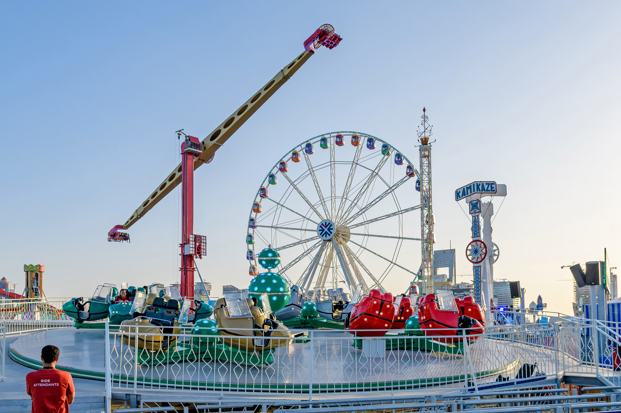 fabbri-group-italy-lusail-qatar-park-booster-wheel-spider-tower-magic-dance