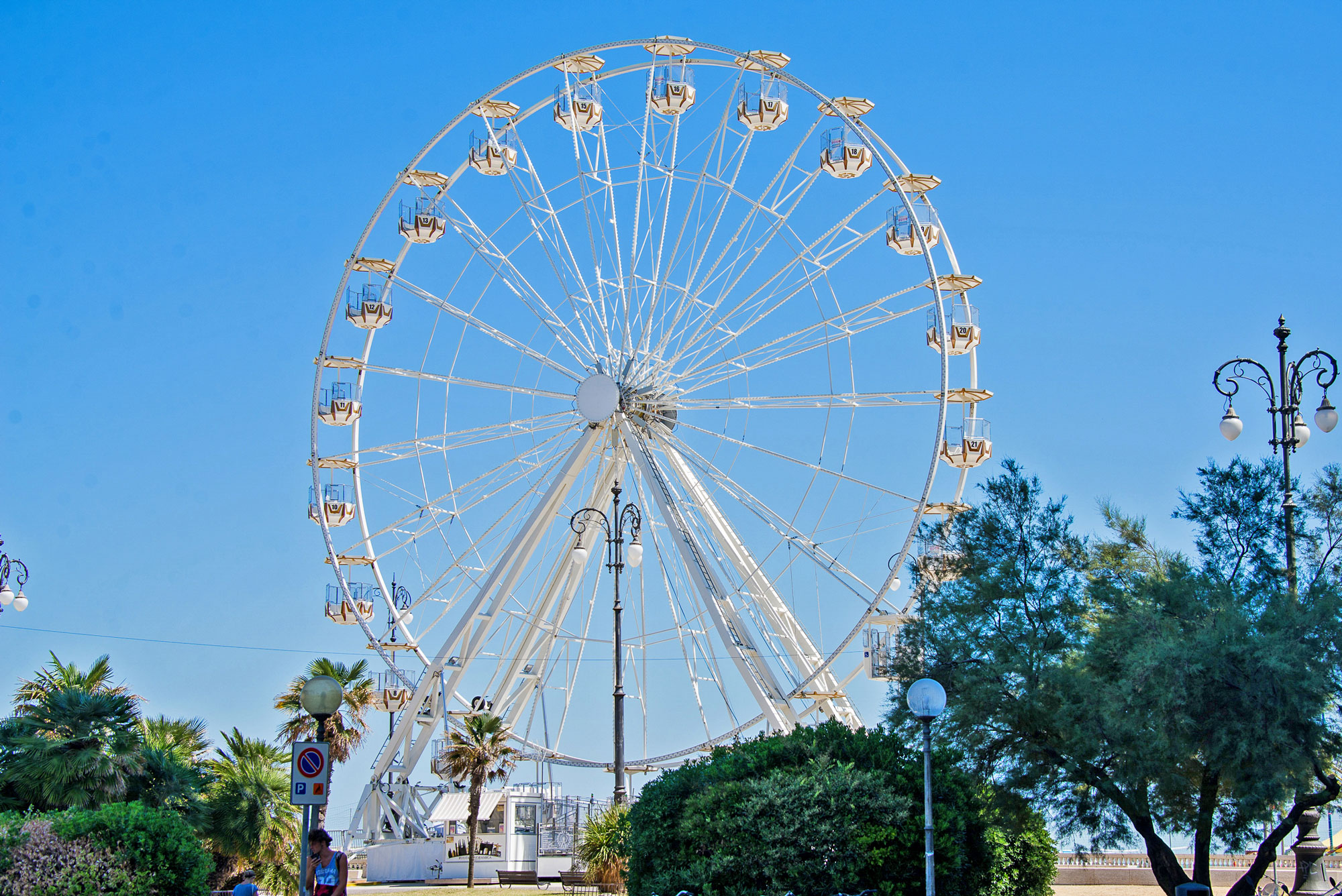 ferris-wheel-30-travelling-fabbri